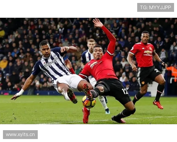 曼联防守体系漏洞频出,对赛季关键战能力与竞争格局构成明显制约 曼联防守体系漏洞频出,对赛季关键战能力与竞争格局构成明显制约