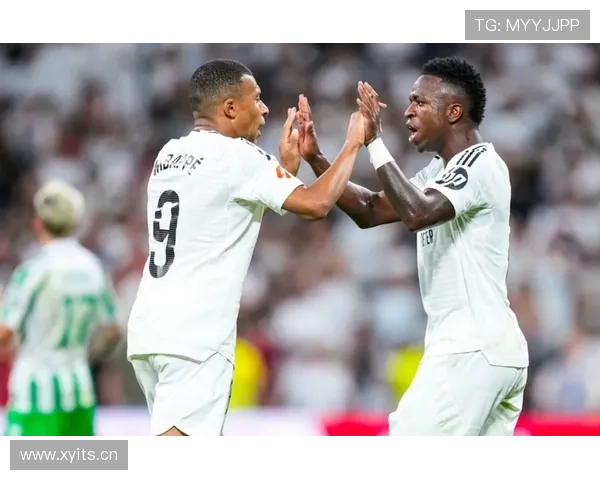 维尼修斯与莱奥爆点能力对比：突破方式与比赛影响力解析