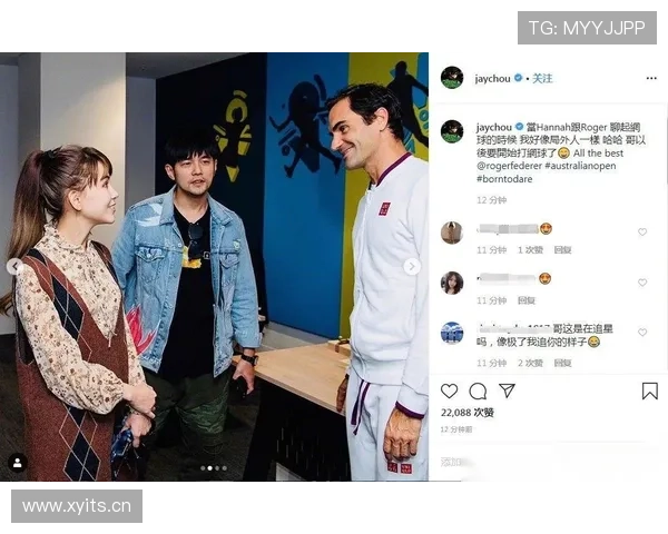 费德勒比赛结束后拿着奶茶坐看大伙累瘫，这生活差距也太大了吧